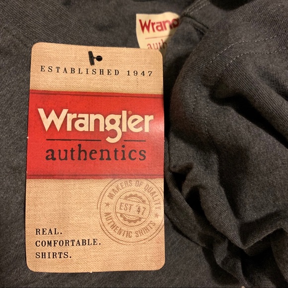 Wrangler Athletics solid gray XL tall t-shirt - Picture 3 of 3